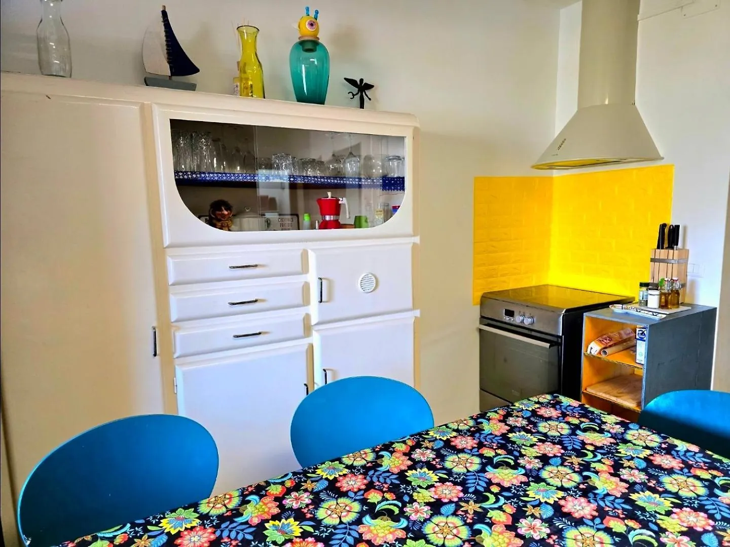 Stylish Home With Patio 4 Min Walk To The Beach ソラナス